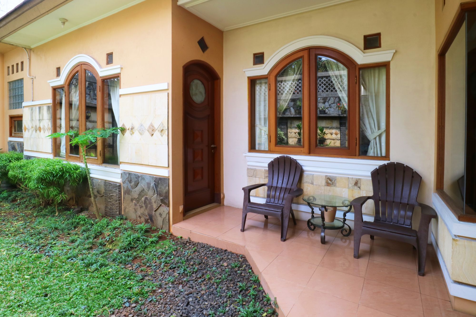 Maharani Guesthouse Tebet Syariah Jakarta Buitenkant foto