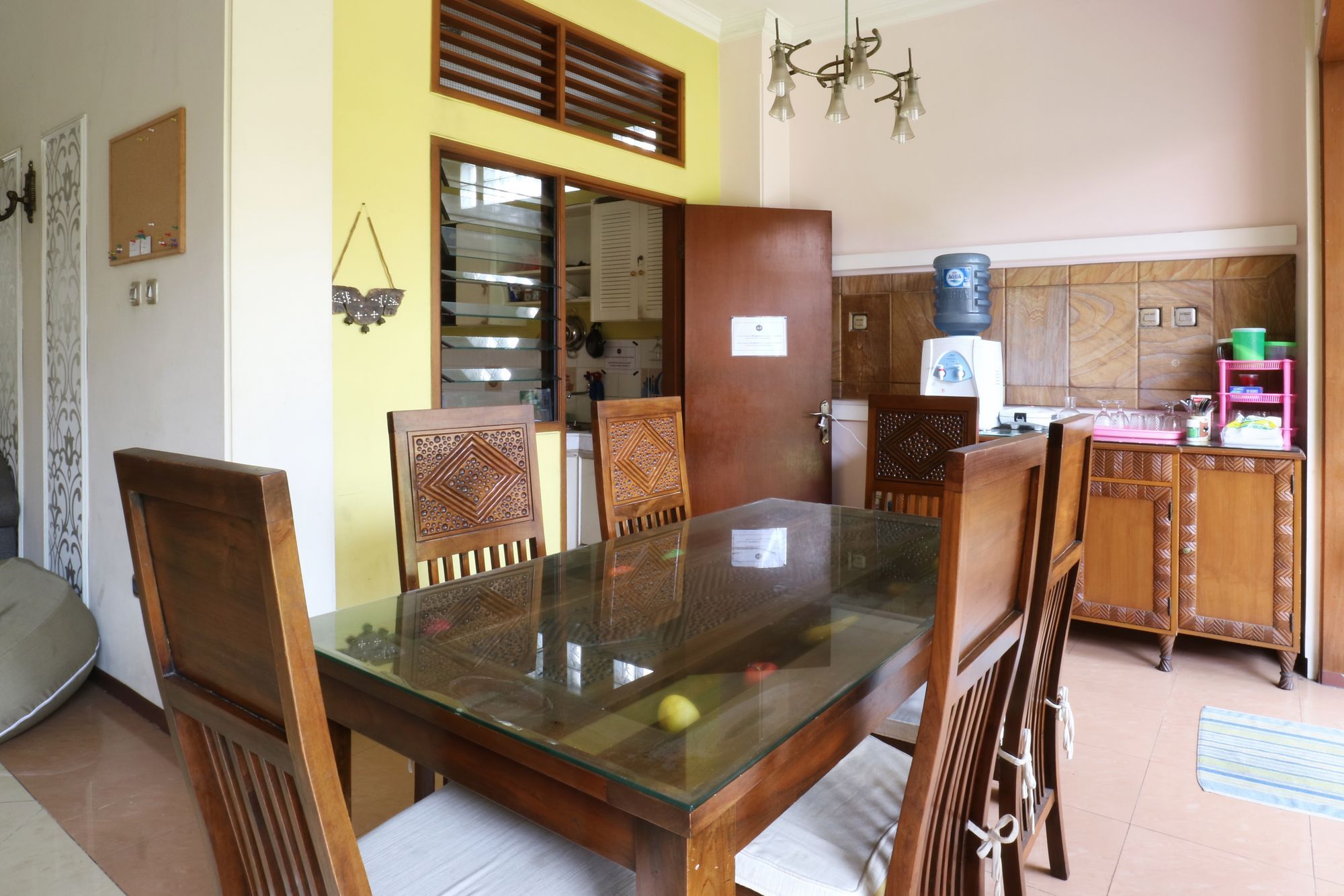 Maharani Guesthouse Tebet Syariah Jakarta Buitenkant foto