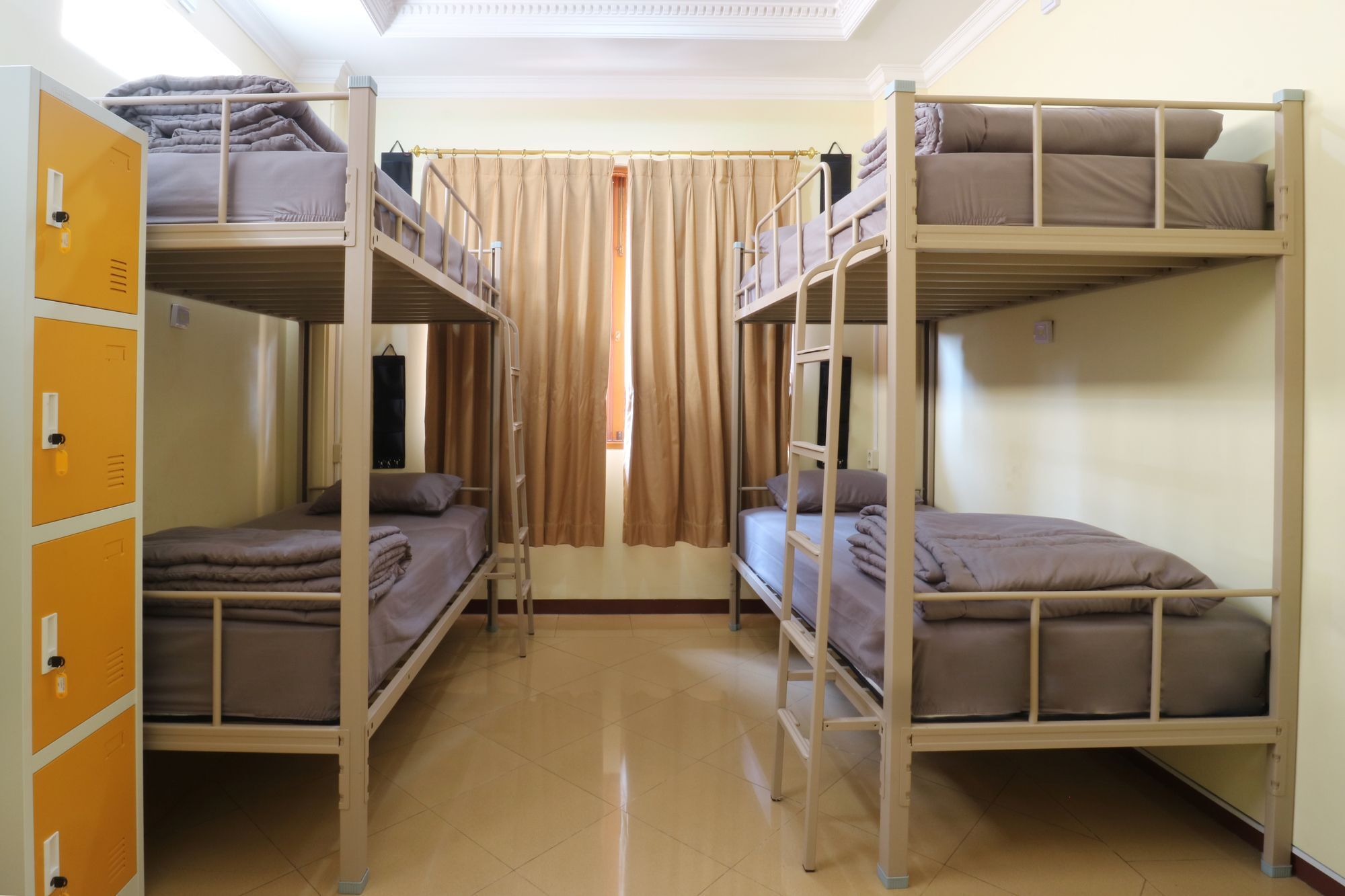 Maharani Guesthouse Tebet Syariah Jakarta Buitenkant foto