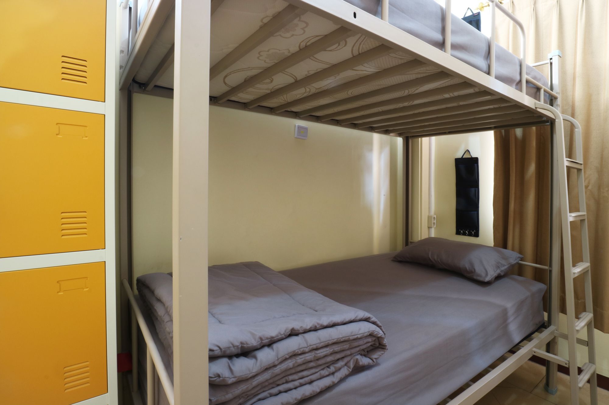 Maharani Guesthouse Tebet Syariah Jakarta Buitenkant foto